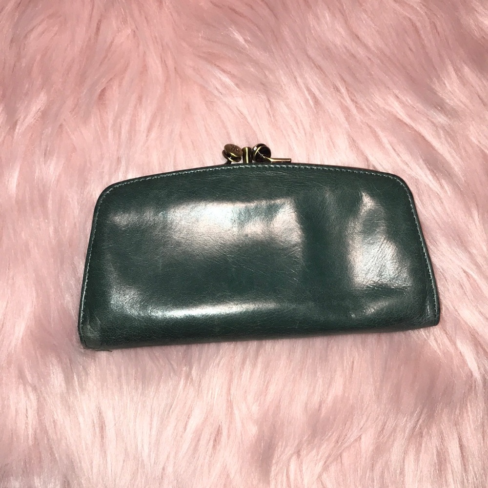 Green hobo wallet
